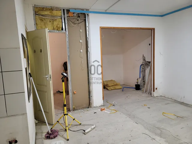 Eladó kereskedelmi és ipari ingatlan Budapest IX. kerület, Külső Ferencváros 34 nm