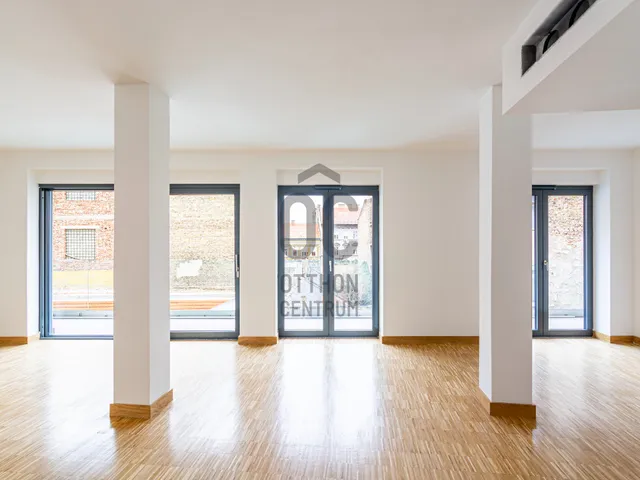 Kiadó kereskedelmi és ipari ingatlan Budapest VIII. kerület 186 nm