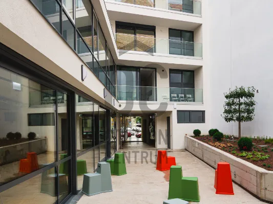 Kiadó kereskedelmi és ipari ingatlan Budapest VIII. kerület 216 nm