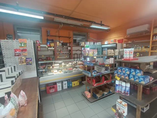 Eladó kereskedelmi és ipari ingatlan Budapest II. kerület, Országút 46 nm
