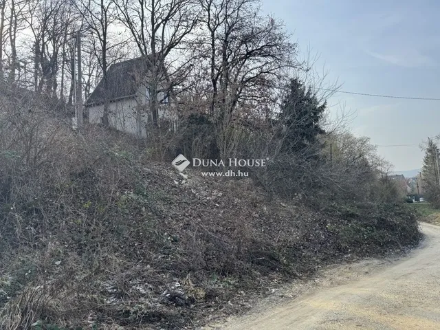 Eladó telek Budakeszi 684 nm