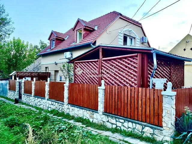 Eladó ház Budaörs 142 nm