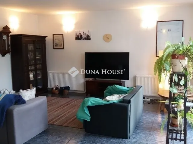 Eladó lakás Budakeszi 188 nm