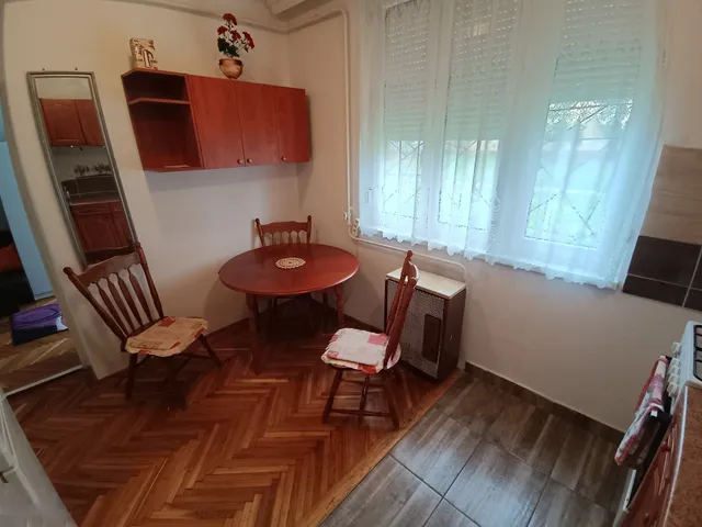 Eladó lakás Debrecen, Libakert 54 nm