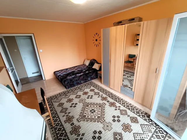Eladó lakás Debrecen, Vénkert 54 nm