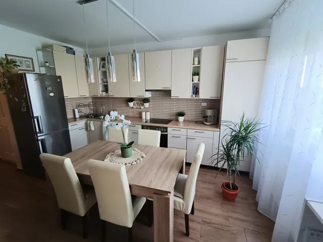 Eladó lakás Debrecen, Tócóskert 54 nm