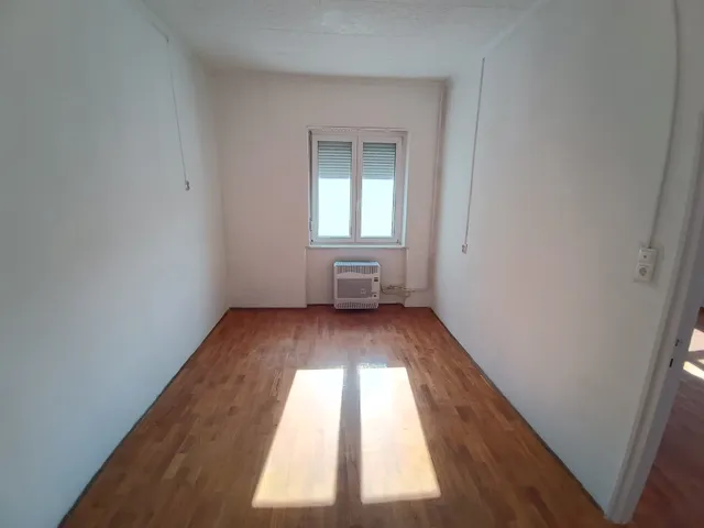 Eladó lakás Debrecen, Belváros, Petőfi tér 51 nm