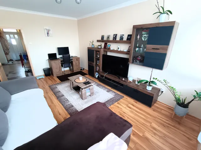 Eladó lakás Debrecen, Vargakert 61 nm
