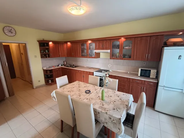 Eladó lakás Debrecen, Újkert 73 nm