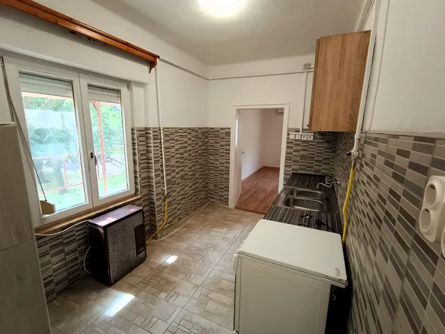 Eladó lakás Debrecen, Dobozi lakótelep 35 nm