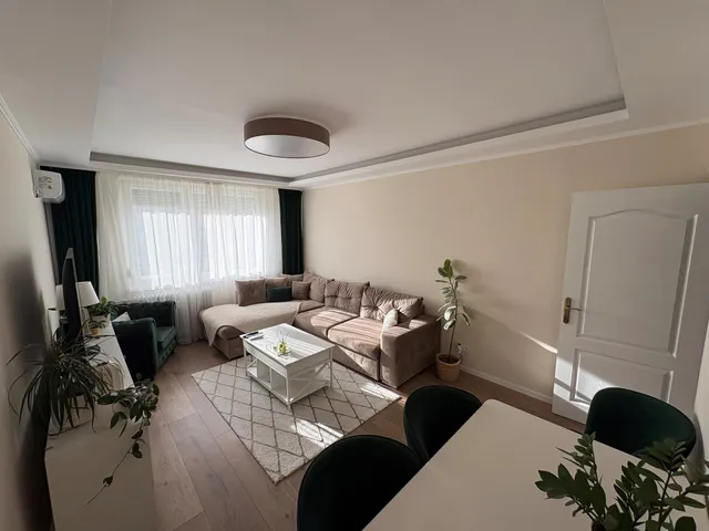 Eladó lakás Debrecen, Vénkert 54 nm