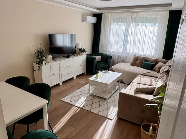 Eladó lakás Debrecen, Vénkert 54 nm