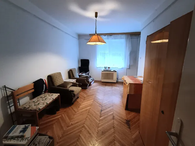 Eladó lakás Debrecen, Libakert 61 nm