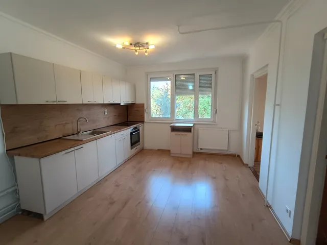 Eladó lakás Debrecen, Tócóskert 56 nm