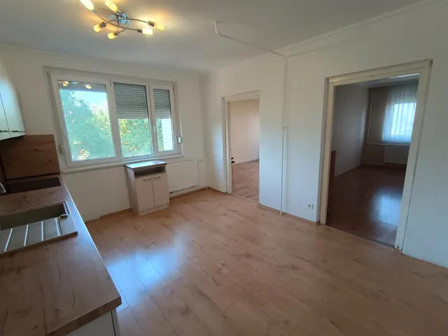 Eladó lakás Debrecen, Tócóskert, István 56 nm