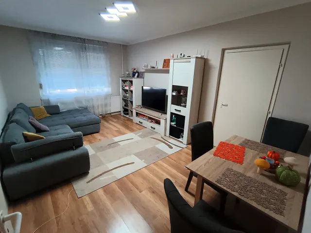 Eladó lakás Debrecen, Újkert 71 nm