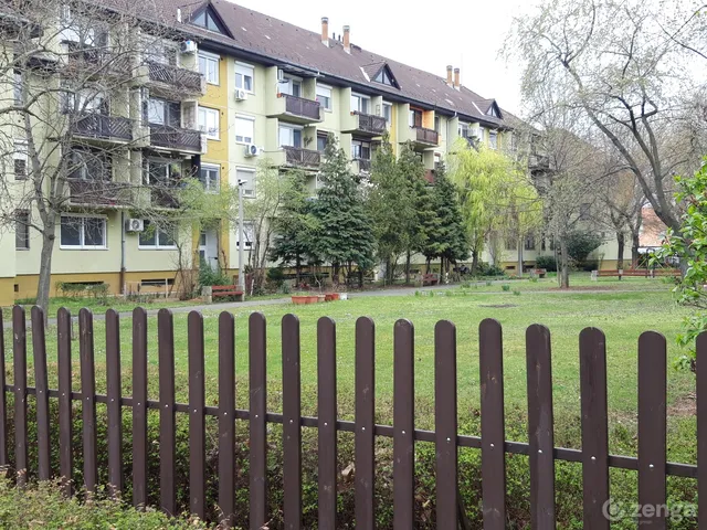 Eladó lakás Budapest X. kerület, Laposdűlő 88 nm