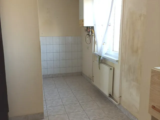 Eladó lakás Debrecen, Széchenyikert 61 nm
