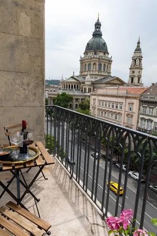 Kiadó lakás Budapest V. kerület, Bajcsy-Zsilinszky út 85 nm