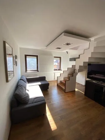Kiadó lakás Budapest VIII. kerület, Corvin köz 102 nm