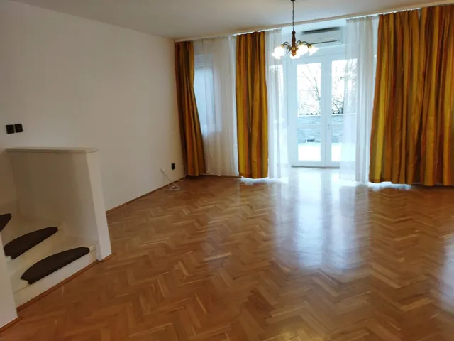 Kiadó ház Budapest II. kerület 230 nm