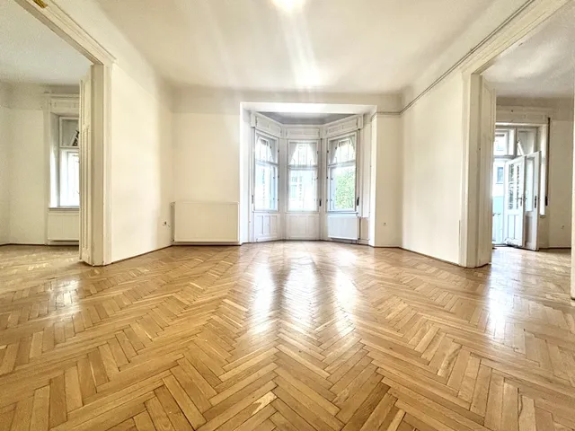 Eladó lakás Budapest V. kerület 150 nm