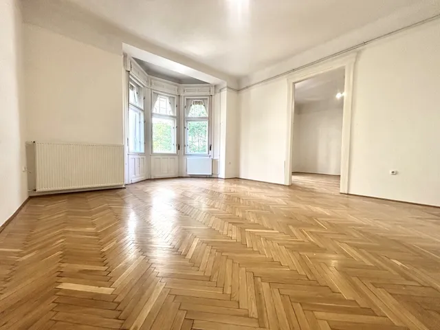Eladó lakás Budapest V. kerület 150 nm
