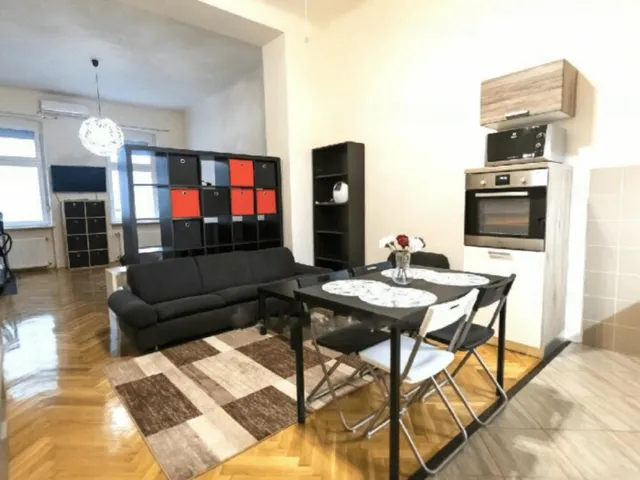Kiadó lakás Budapest VIII. kerület 52 nm