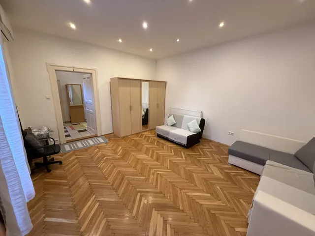 Kiadó lakás Budapest III. kerület 42 nm