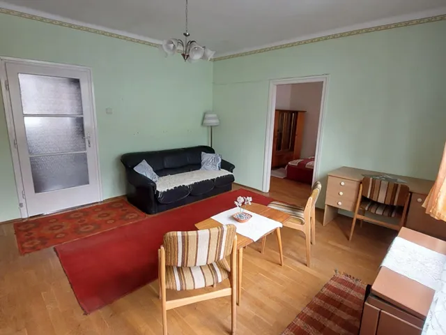 Eladó lakás Budapest XIV. kerület 70 nm