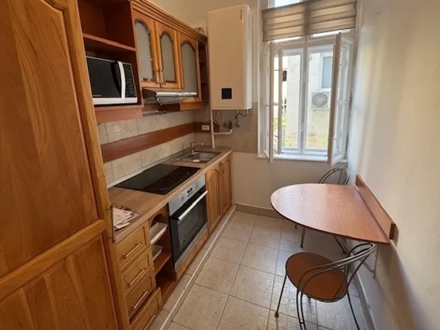 Kiadó lakás Budapest VI. kerület 52 nm