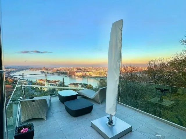 Kiadó lakás Budapest I. kerület 160 nm