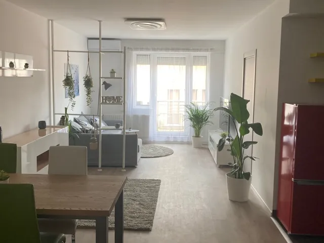 Kiadó lakás Budapest VI. kerület 69 nm