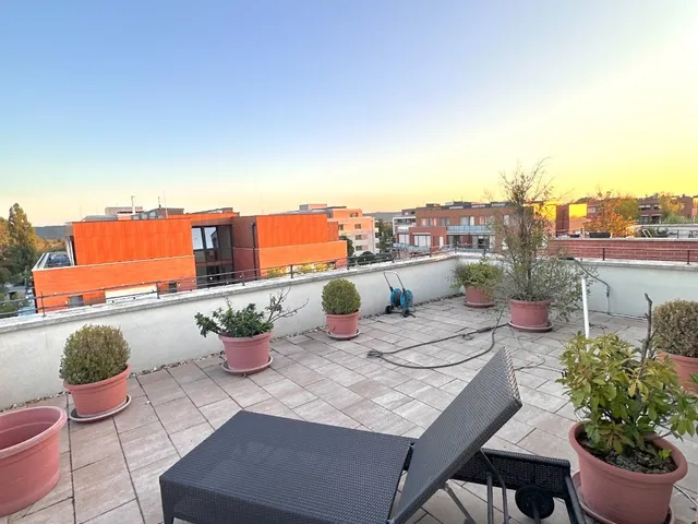 Kiadó lakás Budapest XI. kerület, Spanyolrét 113 nm
