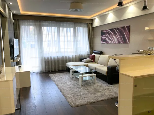 Kiadó lakás Budapest I. kerület 69 nm