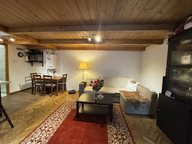 Kiadó lakás Budapest VI. kerület 35 nm