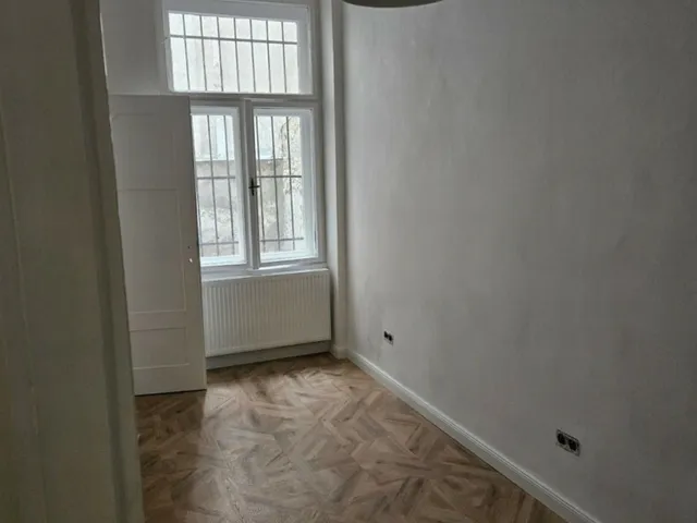 Kiadó lakás Budapest VII. kerület, Dohány utca 63 nm