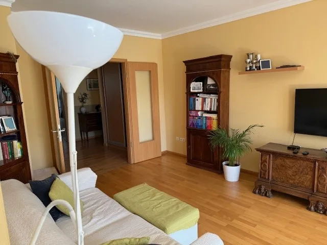 Kiadó lakás Budapest XII. kerület, Németvölgy, Dolgos utca 101 nm