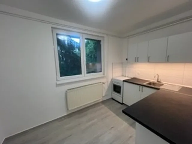 Kiadó lakás Budapest XII. kerület, Határőr út 64 nm
