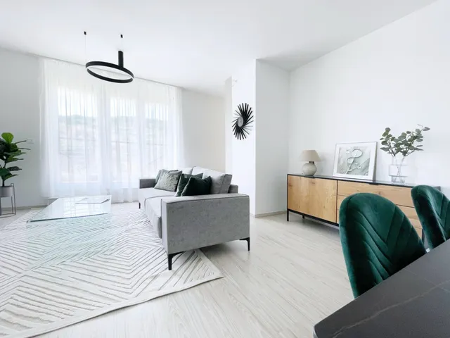 Kiadó lakás Budapest III. kerület, Pusztakúti út 71 nm