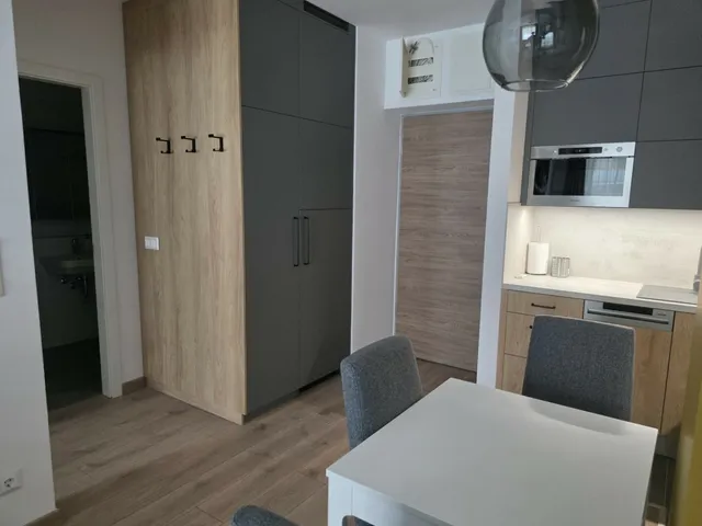 Kiadó lakás Budapest XIV. kerület, Fischer István utca 42 nm