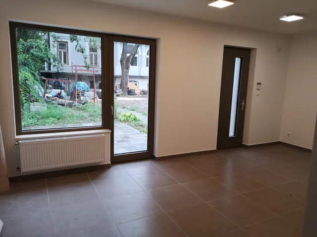 Kiadó ház Budapest XIV. kerület, Thököly út 118 nm