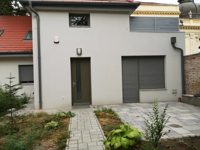 Kiadó ház Budapest XIV. kerület, Thököly út 118 nm