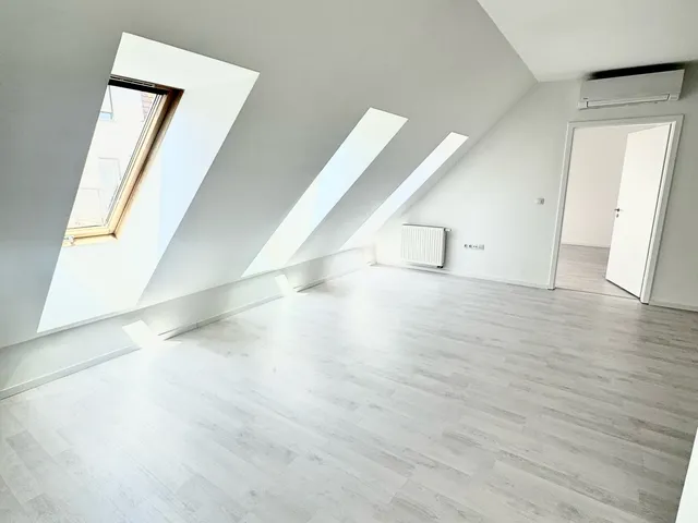 Kiadó lakás Budapest VII. kerület, Holló utca 42 nm