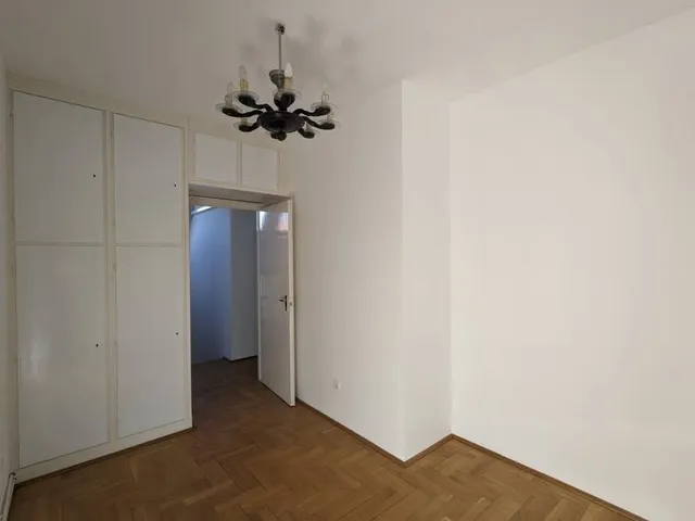 Kiadó lakás Budapest I. kerület, Lovas út 75 nm