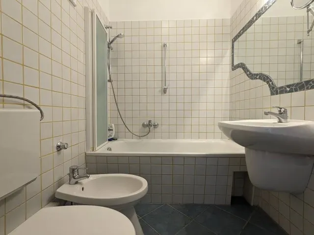 Kiadó lakás Budapest I. kerület, Lovas út 75 nm