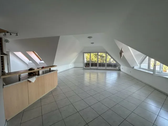 Kiadó lakás Budapest XII. kerület, Mártonhegy 160 nm