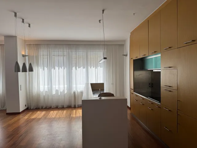 Kiadó lakás Budapest V. kerület, Petőfi Sándor utca 120 nm