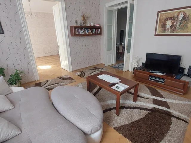 Kiadó lakás Budapest VI. kerület, Szív utca 110 nm