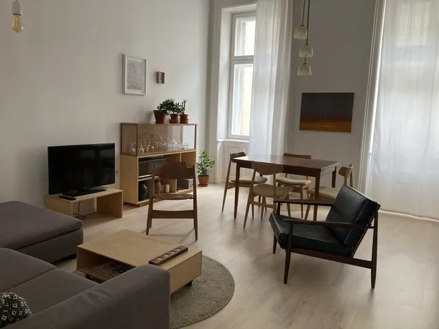 Kiadó lakás Budapest VII. kerület, Hársfa utca 68 nm